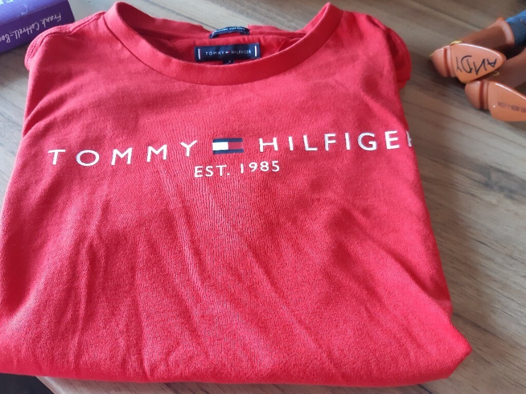tommy hilfiger 152